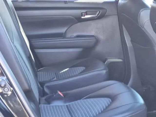 2025 Toyota Highlander XSE