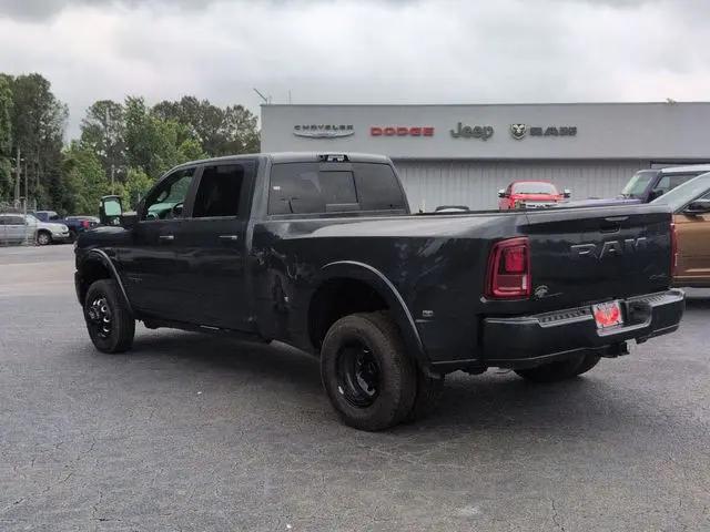 2026 Ram 3500 Limited Crew Cab 4x4 8' Box