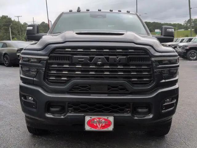 2026 Ram 3500 Limited Crew Cab 4x4 8' Box