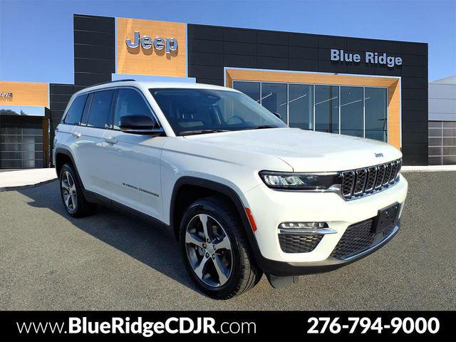 2023 Jeep Grand Cherokee Limited 4x4 2023 Jeep Grand Cherokee Limited 4x4