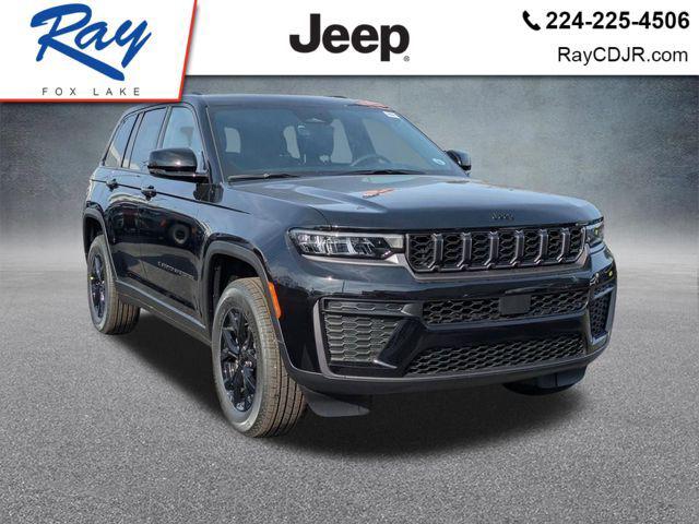 2026 Jeep Grand Cherokee Altitude 4x4 for sale in Fox Lake, IL