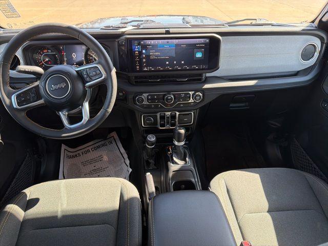 2024 Jeep Wrangler 4-Door Sahara 4x4
