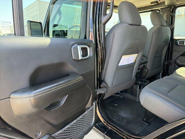2024 Jeep Wrangler 4-Door Sahara 4x4