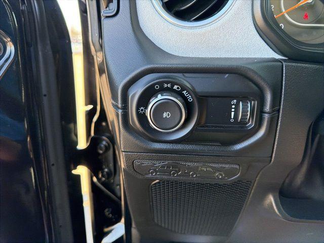 2024 Jeep Wrangler 4-Door Sahara 4x4