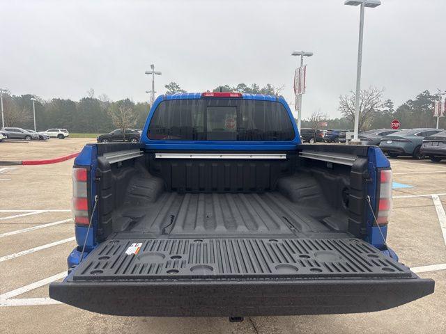 2026 Nissan Frontier Crew Cab SV 4x2