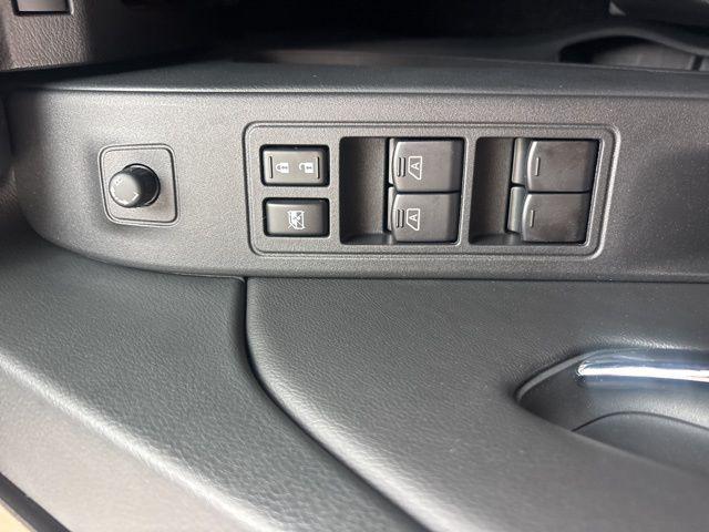 2026 Nissan Frontier Crew Cab SV 4x2