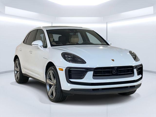 2026 Porsche Macan Unknown