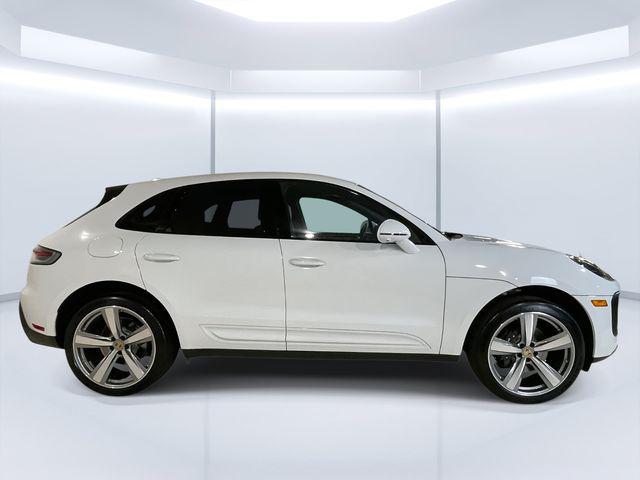 2026 Porsche Macan Unknown