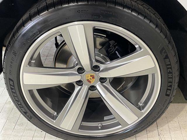 2026 Porsche Macan Unknown