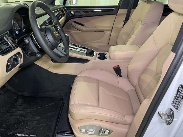 2026 Porsche Macan Unknown