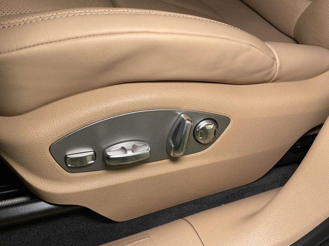 2026 Porsche Macan Unknown