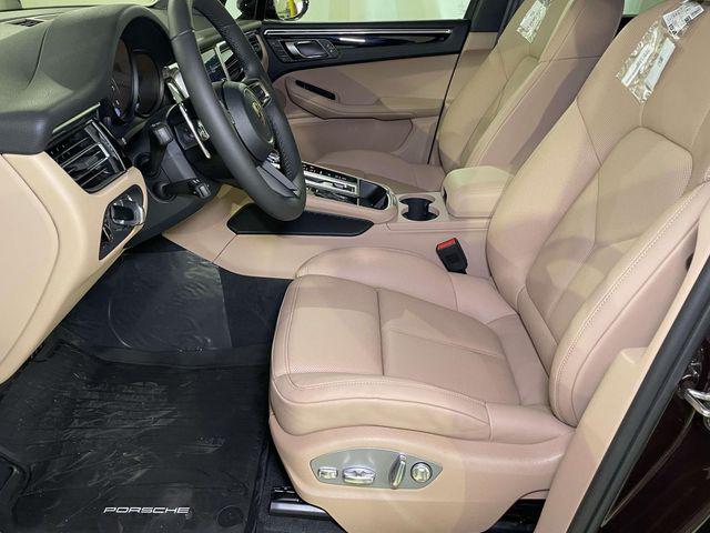 2026 Porsche Macan Unknown