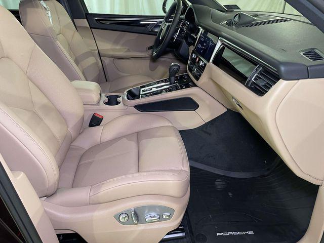 2026 Porsche Macan Unknown