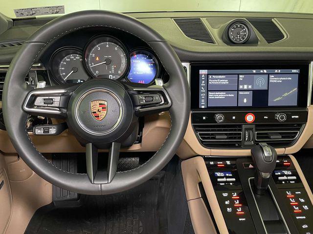 2026 Porsche Macan Unknown