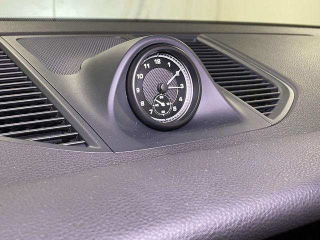 2026 Porsche Macan Unknown