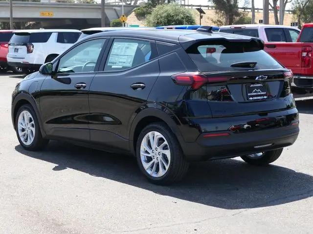2027 Chevrolet Bolt LT FWD