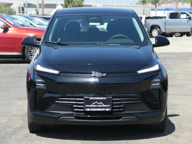 2027 Chevrolet Bolt LT FWD