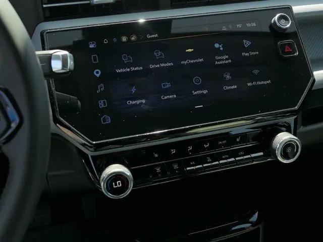 2027 Chevrolet Bolt LT FWD