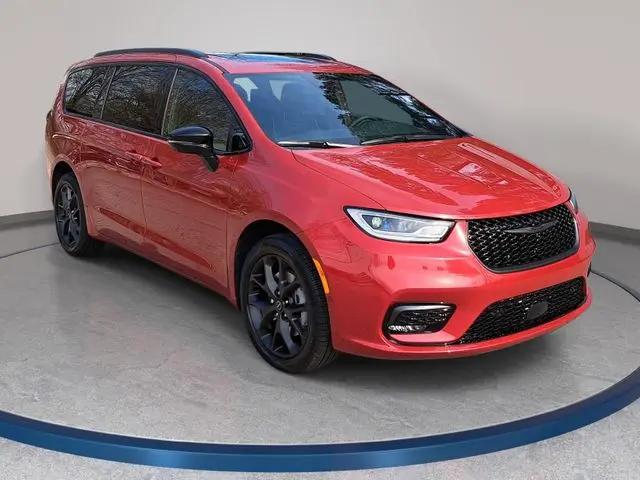 2026 Chrysler Pacifica Limited AWD