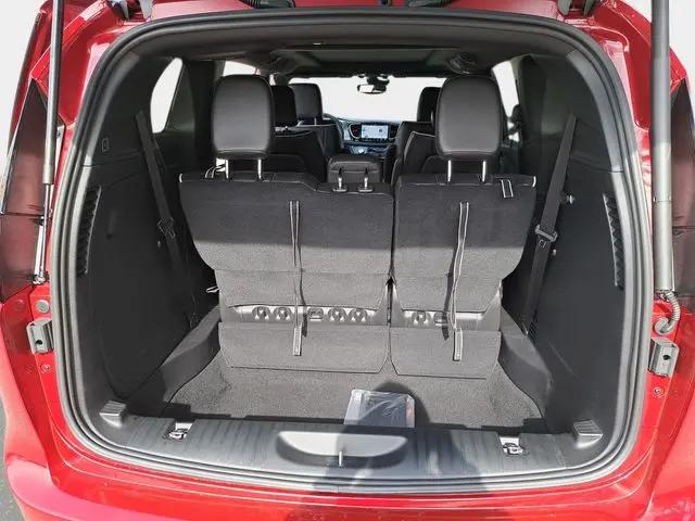 2026 Chrysler Pacifica Limited AWD