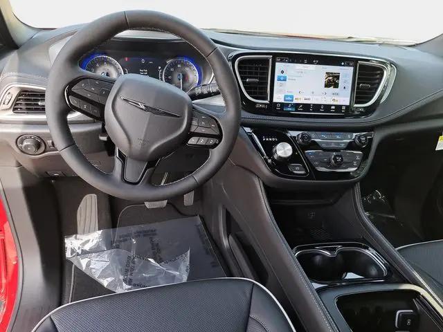 2026 Chrysler Pacifica Limited AWD