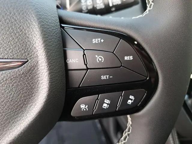 2026 Chrysler Pacifica Limited AWD