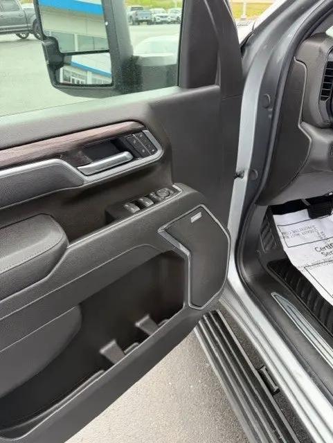 2026 Chevrolet Silverado 2500HD Crew Cab, Standard Bed, LTZ, 4WD