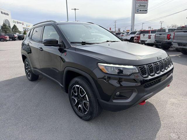 2025 Jeep Compass Trailhawk 4x4