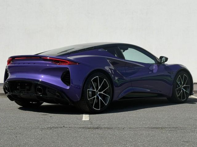 2026 Lotus Emira - Photo 6