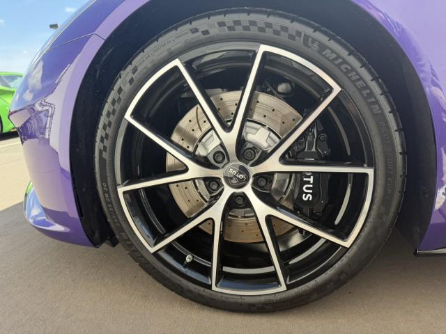 2026 Lotus Emira - Photo 12