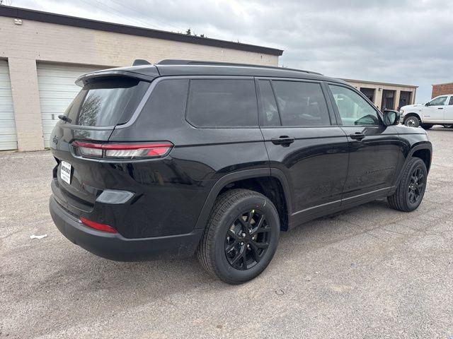 2026 Jeep Grand Cherokee L Altitude 4x4