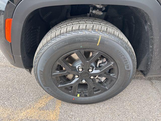 2026 Jeep Grand Cherokee L Altitude 4x4