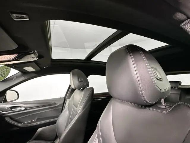 2022 BMW X4 xDrive30i