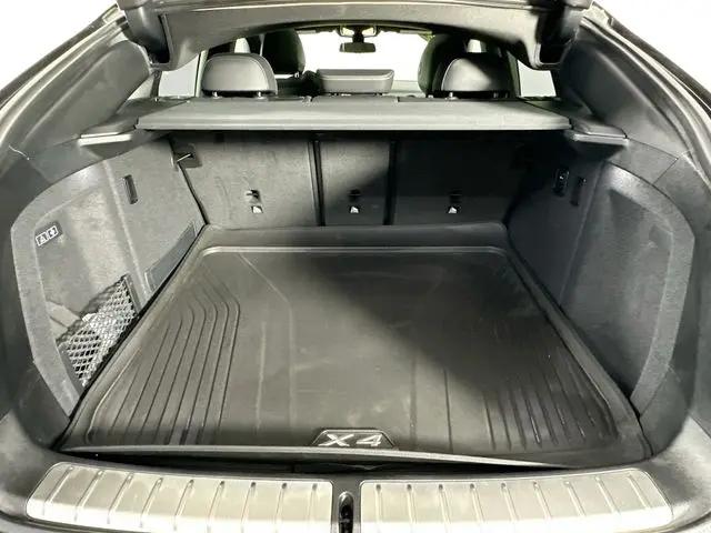 2022 BMW X4 xDrive30i