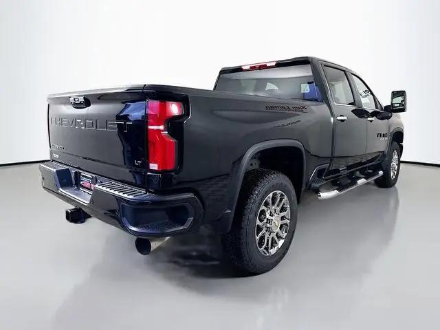 2026 Chevrolet Silverado 2500HD Crew Cab, Standard Bed, LT, 4WD