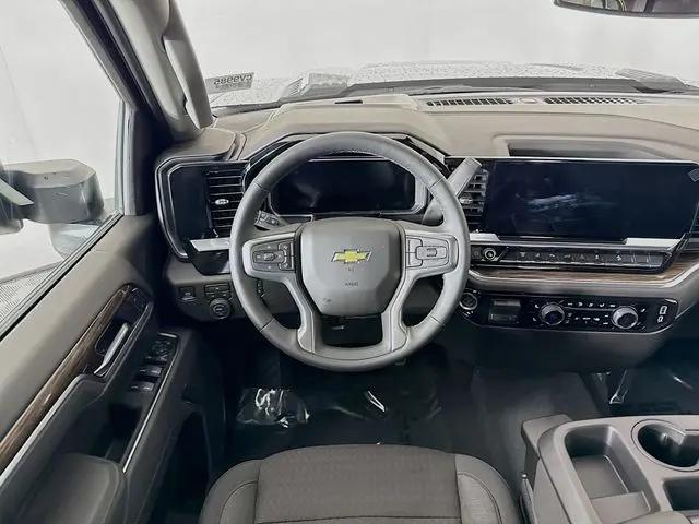 2026 Chevrolet Silverado 2500HD Crew Cab, Standard Bed, LT, 4WD