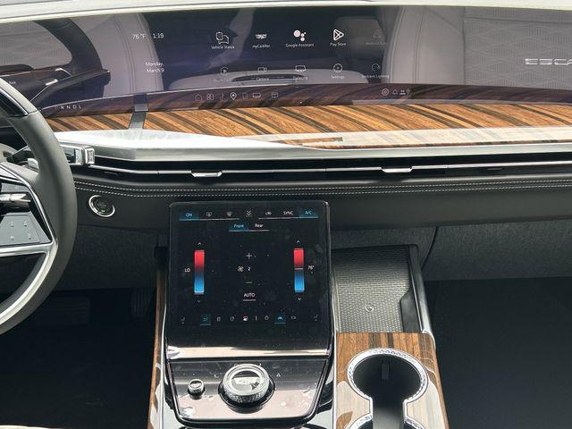 2026 Cadillac Escalade Platinum Luxury