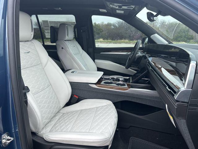 2026 Cadillac Escalade Platinum Luxury