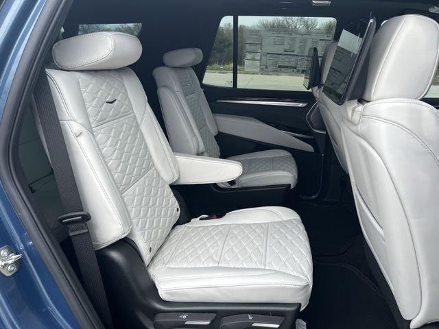 2026 Cadillac Escalade Platinum Luxury
