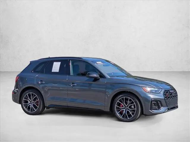 2023 Audi SQ5 Premium Plus TFSI quattro Tiptronic