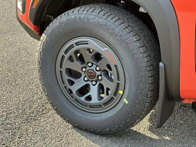 2026 Nissan Frontier Crew Cab PRO-4X 4x4
