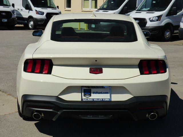 2025 Ford Mustang GT Premium Fastback