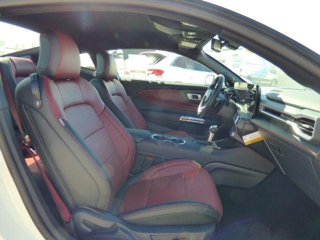 2025 Ford Mustang GT Premium Fastback
