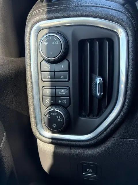 2021 Chevrolet Silverado 1500 4WD Crew Cab Short Bed RST