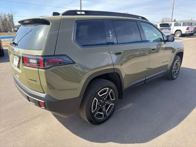 2026 Jeep Cherokee Laredo 4x4
