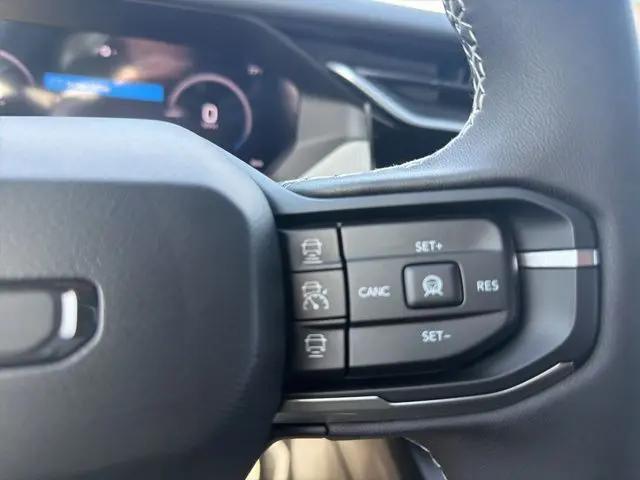 2026 Jeep Cherokee Laredo 4x4