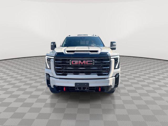 2026 GMC Sierra 2500HD Crew Cab, Standard Bed, AT4, 4WD