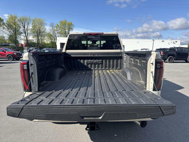2026 GMC Sierra 2500HD Crew Cab, Standard Bed, AT4, 4WD