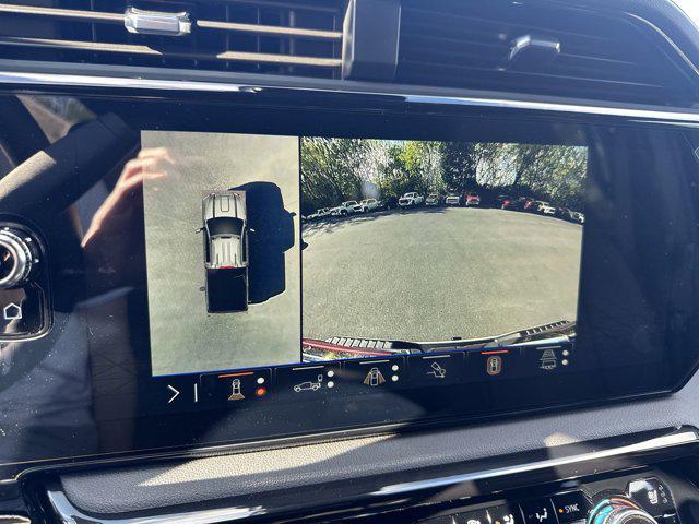2026 GMC Sierra 2500HD Crew Cab, Standard Bed, AT4, 4WD