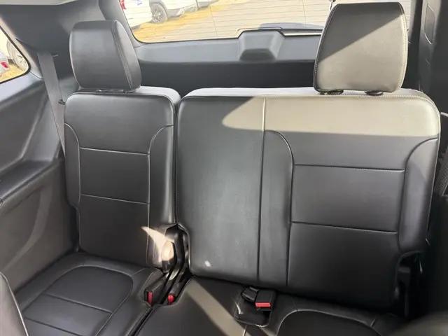2021 Chevrolet Traverse AWD LT Leather